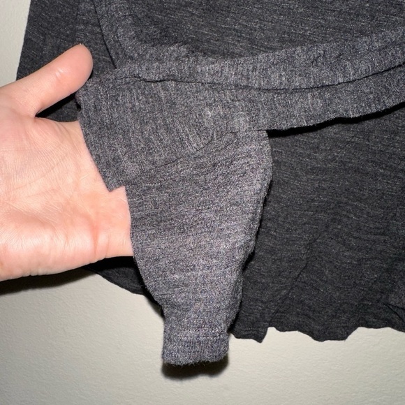 Vince women’s grey long sleeve shirt casual minimalist layering neutral S - Picture 4 of 6